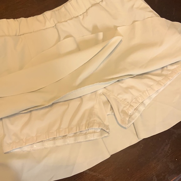 VINEYARD VINELAND SKORT - EUC - Picture 9 of 13